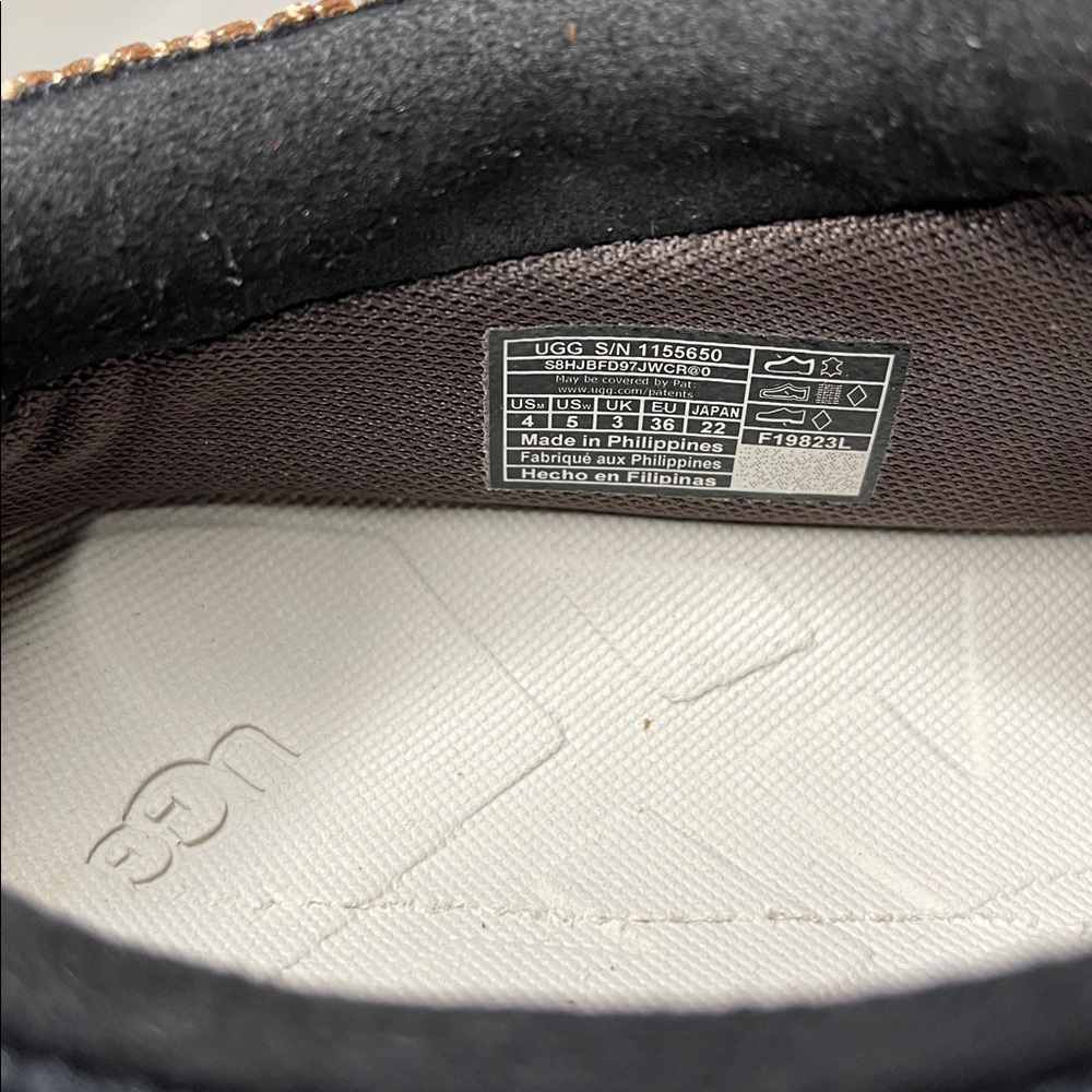 UGG Venture Daze Women's Tan and Cream Mules - Picture 11 of 11